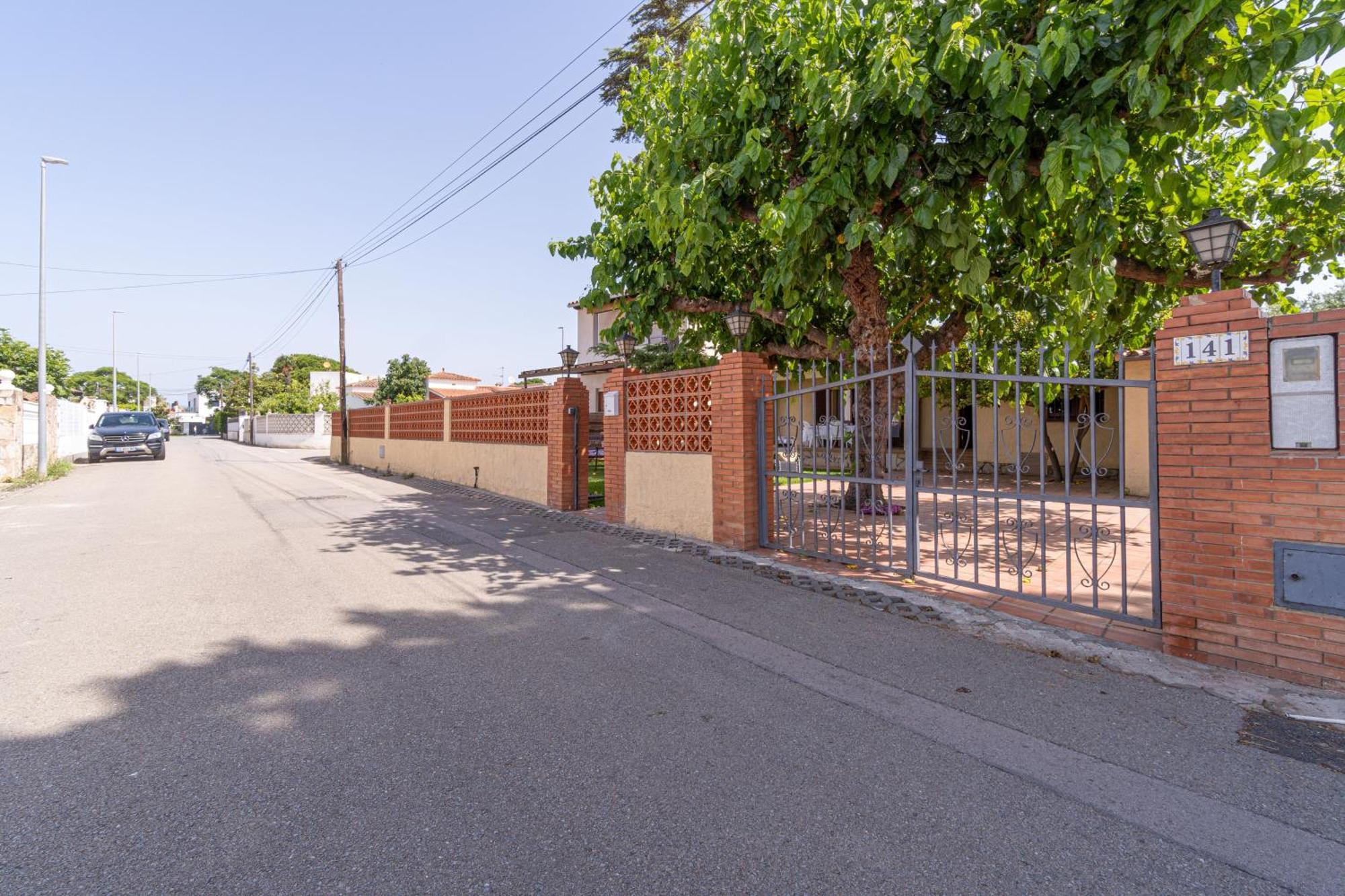 Apart-Rent Casa Con Jardin Pani 0081 Empuriabrava Esterno foto